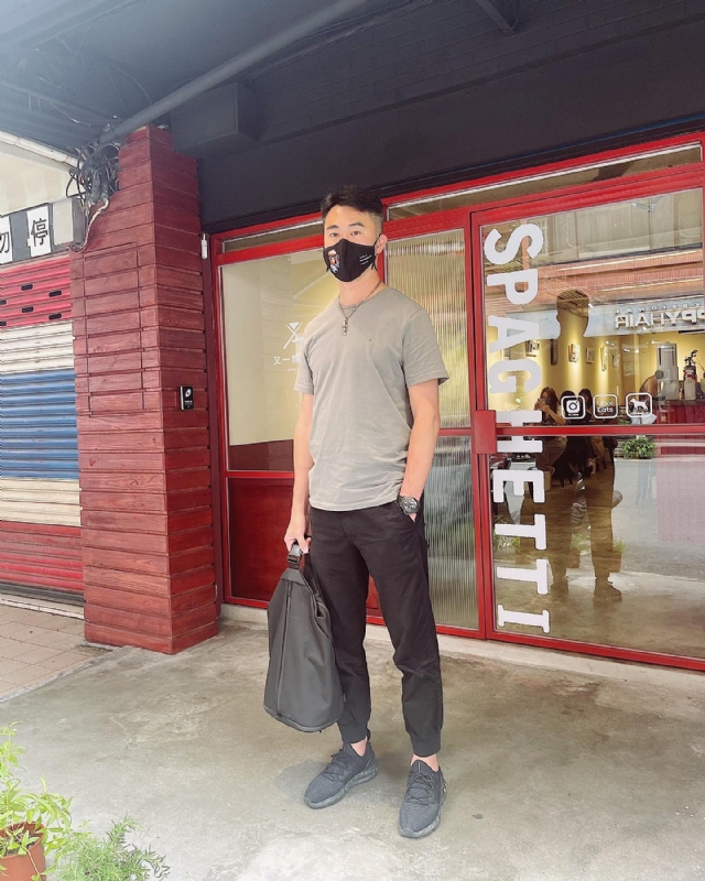 酒商安迪的第二张照片--台南上门女婿服务网